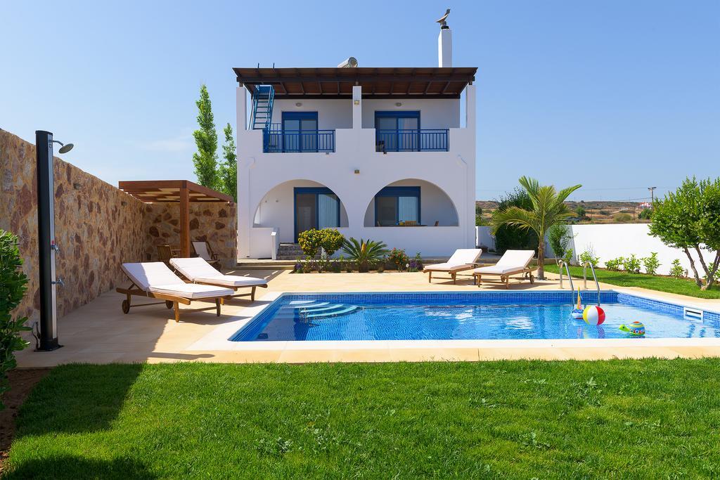Villa Deep Blue Лакханія Екстер'єр фото